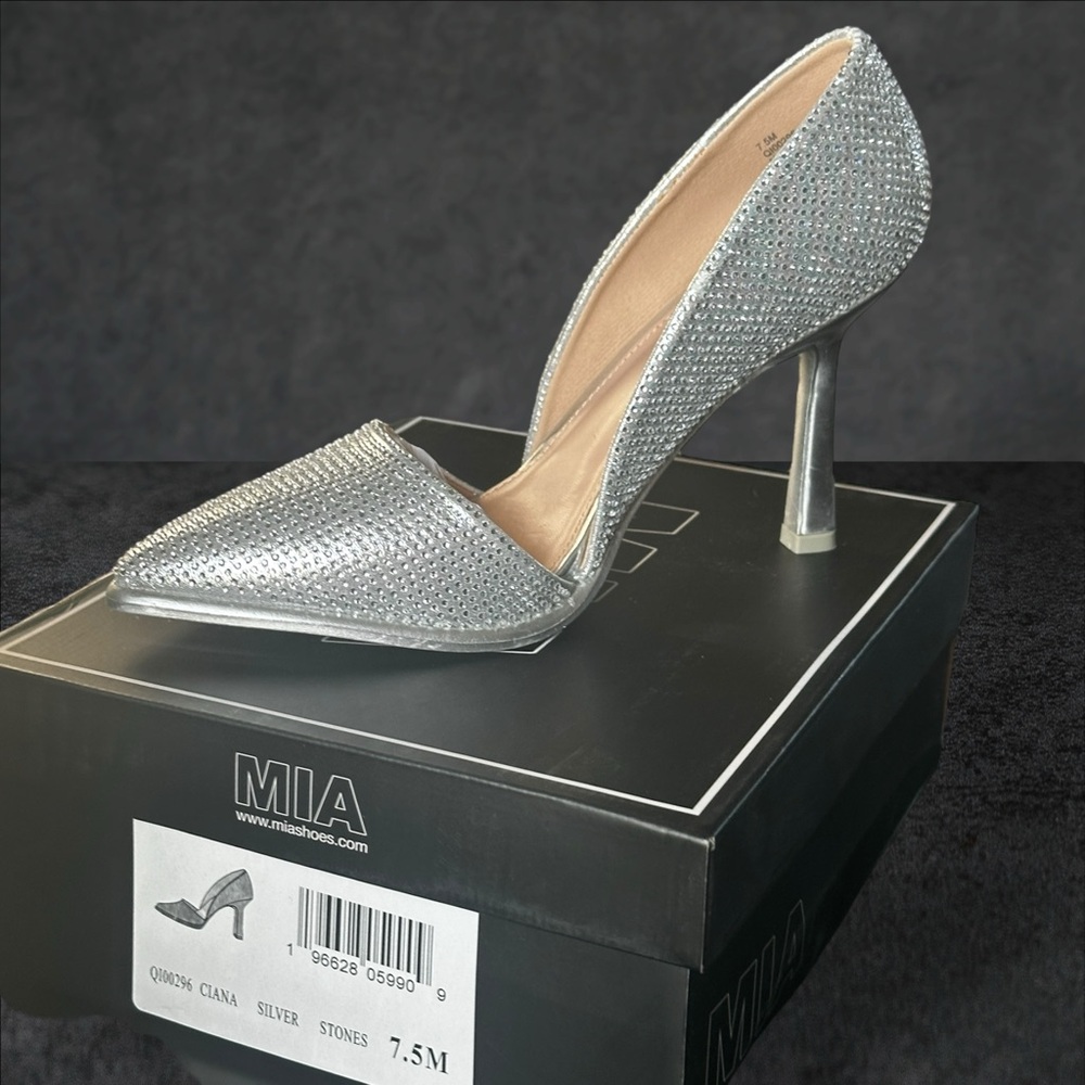 *NIB* MIA Ciana Pointed Toe d'Orsay Pump - Size 7.5 - Picture 2 of 12